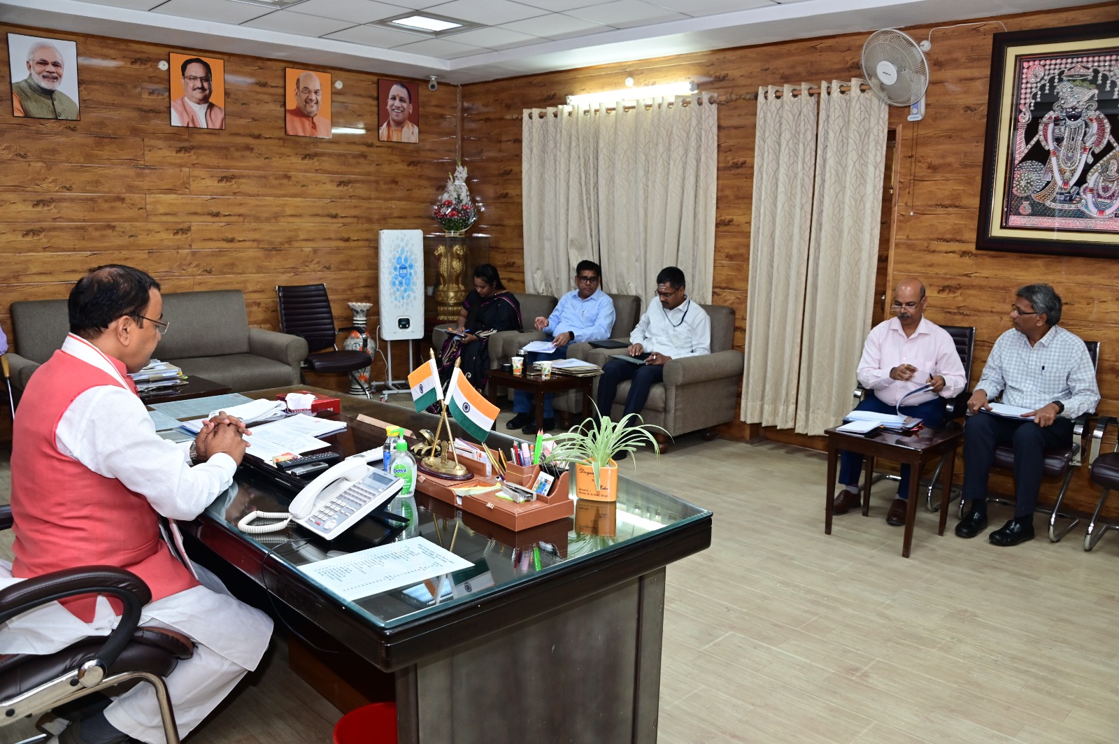 ग्राम चौपालों की रिपोर्ट चौपालों के तुरंत बाद उसी दिन रूरल साफ़्ट पर अपलोड की जाए: केशव प्रसाद मौर्य