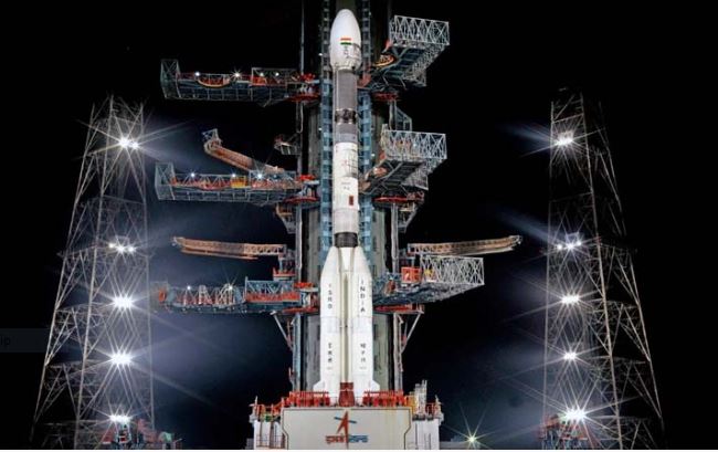 भारतीय अंतरिक्ष अनुसंधान संगठन ने फिर रचा इतिहास, NVS-01 सैटेलाइट की सफल लॉन्चिंग की