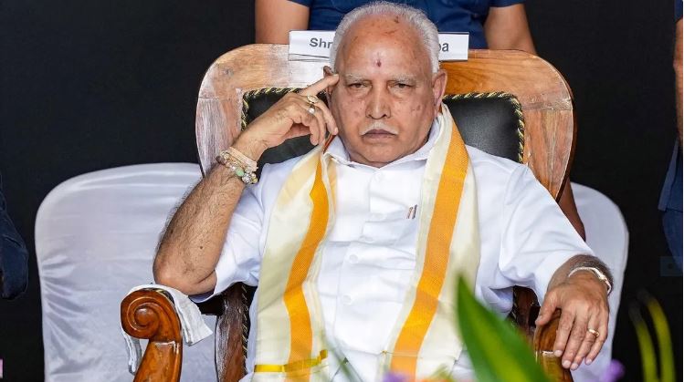 कर्नाटक की सियासत में लिंगायतों का अहम रोल, बीजेपी को लिंगायत समुदाय की नाराजगी पड़ी महंगी