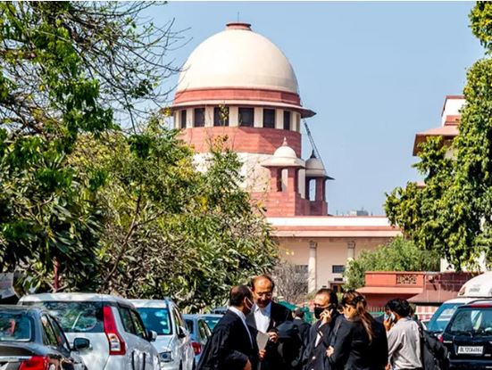 आर्टिकल 370 पर 2 अगस्त से SC में रोज होगी सुनवाई, शेहला व फैसल ने वापस लिया केस