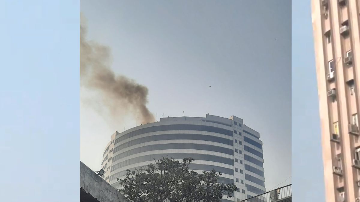 दिल्ली: कनॉट प्लेस की गोपालदास बिल्डिंग में लगी आग, किसी के हताहत होने की खबर नहीं