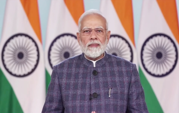 पीएम मोदी ने दीं नए साल की शुभकामनाएं, समृद्धि, शांति और अच्छे स्वास्थ्य की कामना की