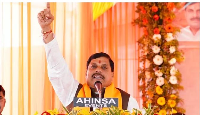 Loksabha Election: महावीर जयंती पर CM मोहन यादव का बड़ा हमला, कहा-कांग्रेस को भगवा रंग पर आपत्ति तो अपने झंडे से हटाकर दिखाए