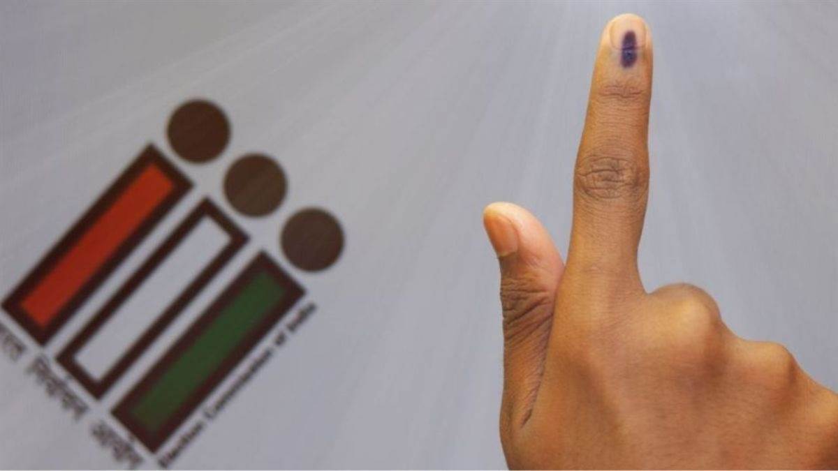 Indore: स्वतंत्र एवं निष्पक्ष चुनाव को लेकर प्रशासन अलर्ट, लोकसभा चुनावों में मीडिया पर भी रहेगी नजर
