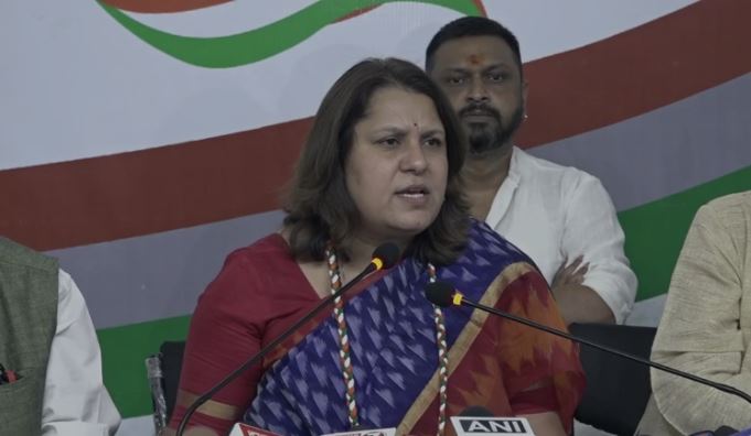 Loksabha Election: सुप्रिया श्रीनेत ने पीएम मोदी और भाजपा नेतृत्व पर साधा निशाना