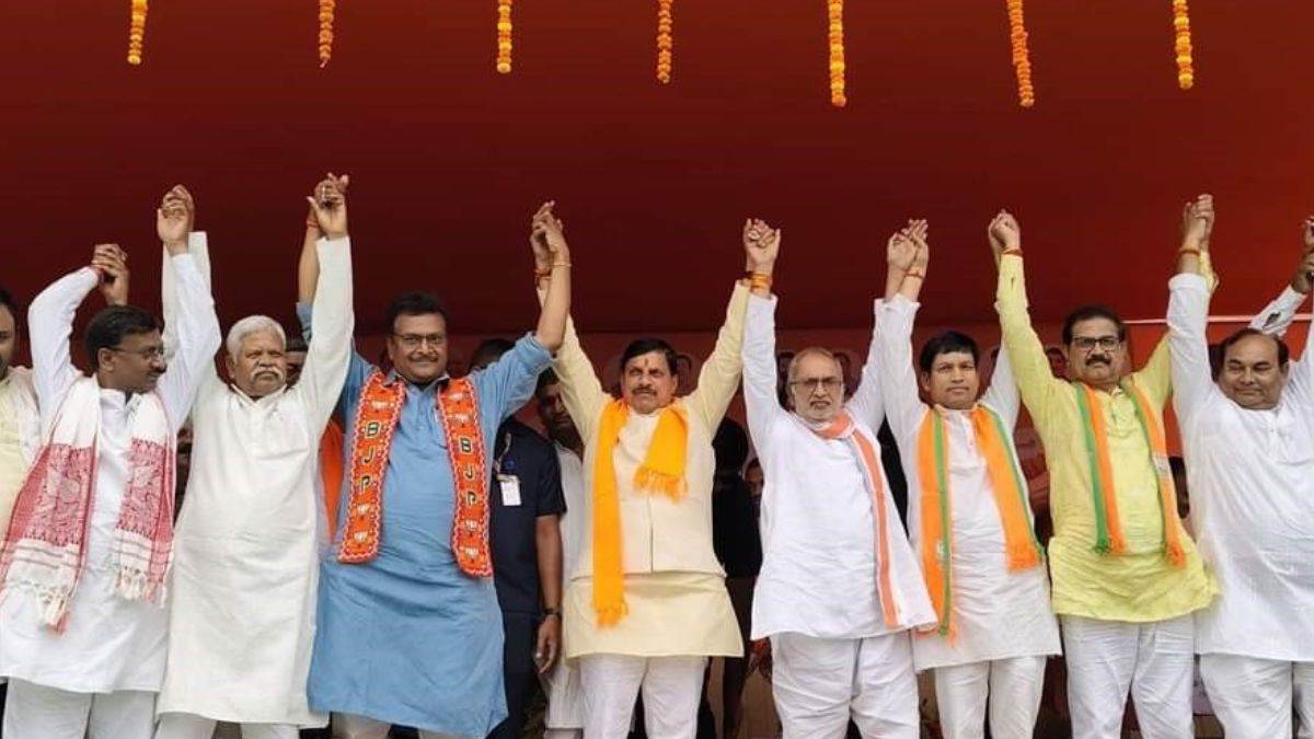 सीएम मोहन यादव ने विपक्ष पर साधा निशाना: ‘राम मंदिर अयोध्या में नहीं तो क्या यह पाकिस्तान में होता’?