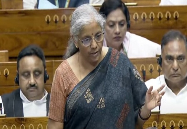 Budget Economic Survey 2024: वित्त मंत्री ने पेश किया आर्थिक सर्वेक्षण, भारत की GDP 8.2 फीसदी की रफ्तार से बढ़ी