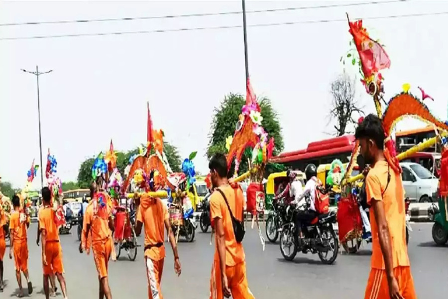KANWAR YATRA 2024: बम-बम भोले की गूंज में मगन हो, छठे दिन 79 लाख से अधिक कावंड़ियों ने भरा जल