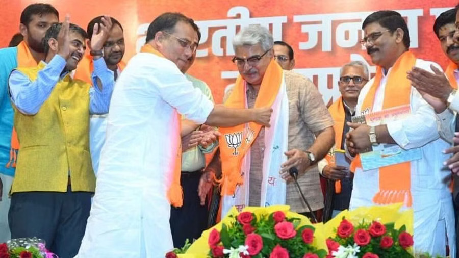MP हाई कोर्ट के पूर्व जज रोहित आर्य बीजेपी में शामिल: जानिए कौन हैं रोहित आर्य, मुनव्वर फारूखी को नहीं दी थी जमानत