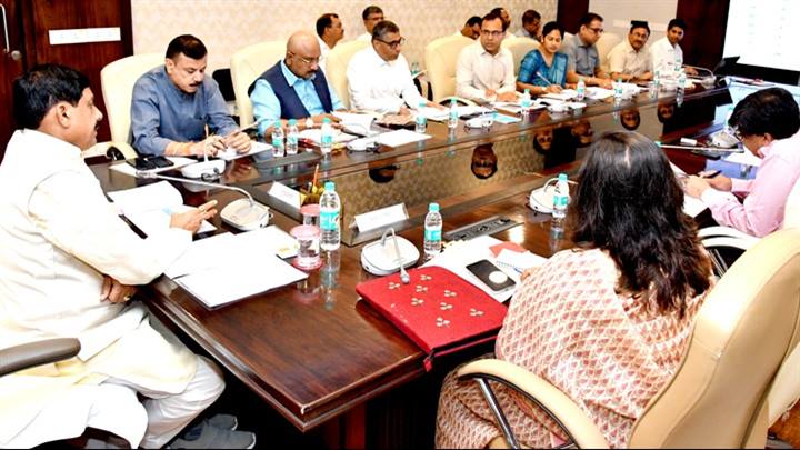 अब MP में हाई स्कूल और हायर सेकंडरी कक्षाओं में कृषि विषयों का अध्ययन होगा शुरू, सीएम मोहन यादव ने दिए निर्देश