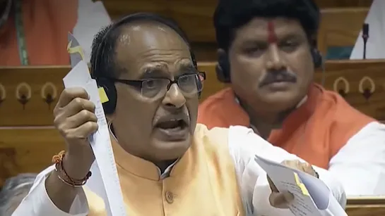 संसद में कांग्रेस के खिलाफ जमकर हल्ला बोला शिवराज सिंह चौहान ने, बोले- ‘मुझे छेड़ोगे तो मैं छोड़ूंगा नहीं