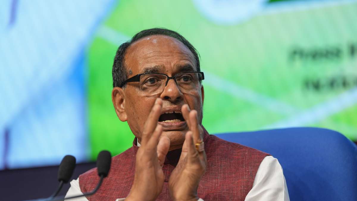 झारखंड की माटी, बेटी और रोटी खतरे में! केंद्रीय मंत्री शिवराज सिंह चौहान का बड़ा खुलासा, भाजपा सरकार दिलाएगी सुरक्षा