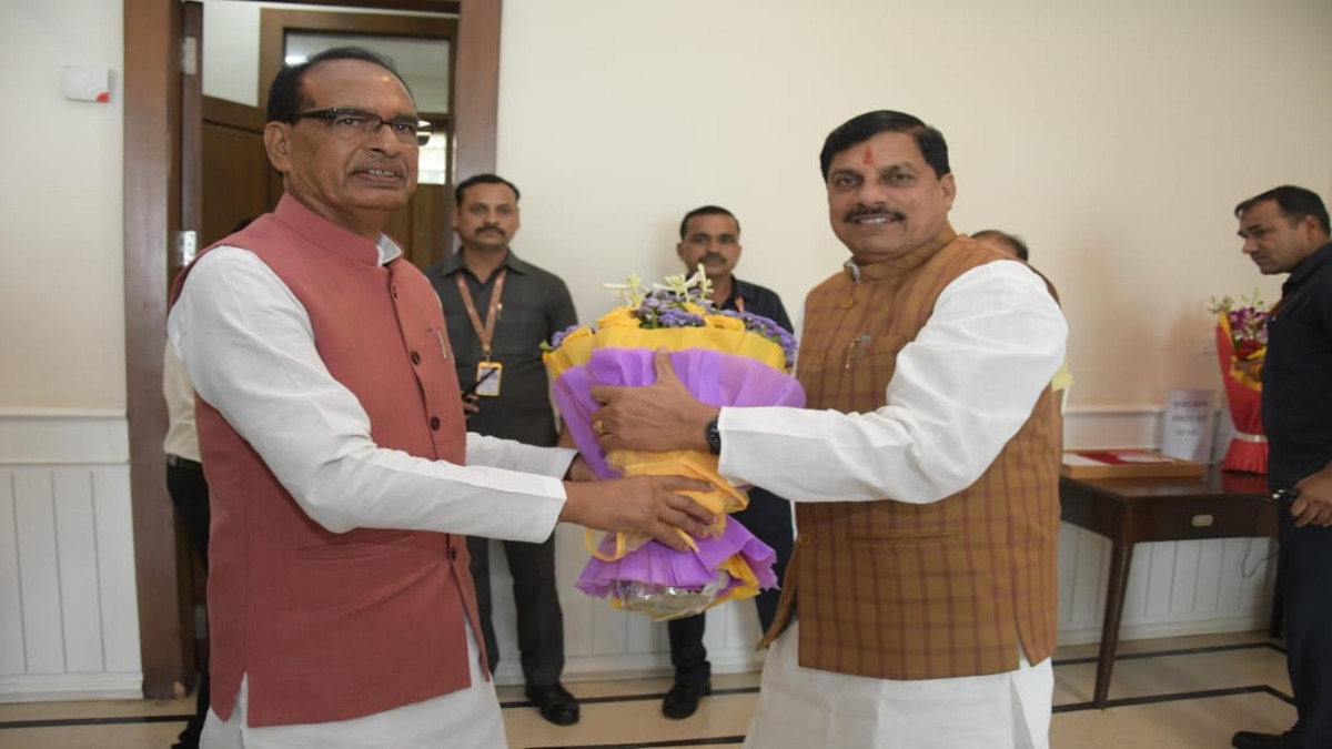MP News: केंद्रीय मंत्री शिवराज सिंह की मुख्यमंत्री मोहन यादव से मुलाकात, राज्य के विकास और किसानों के लिए नई योजनाओं पर चर्चा