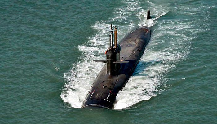 Indian Navy: भारतीय नौसेना ने INS अरिहंत से K-4 बैलिस्टिक मिसाइल का सफल परीक्षण करके बड़ी उपलब्धि हासिल की