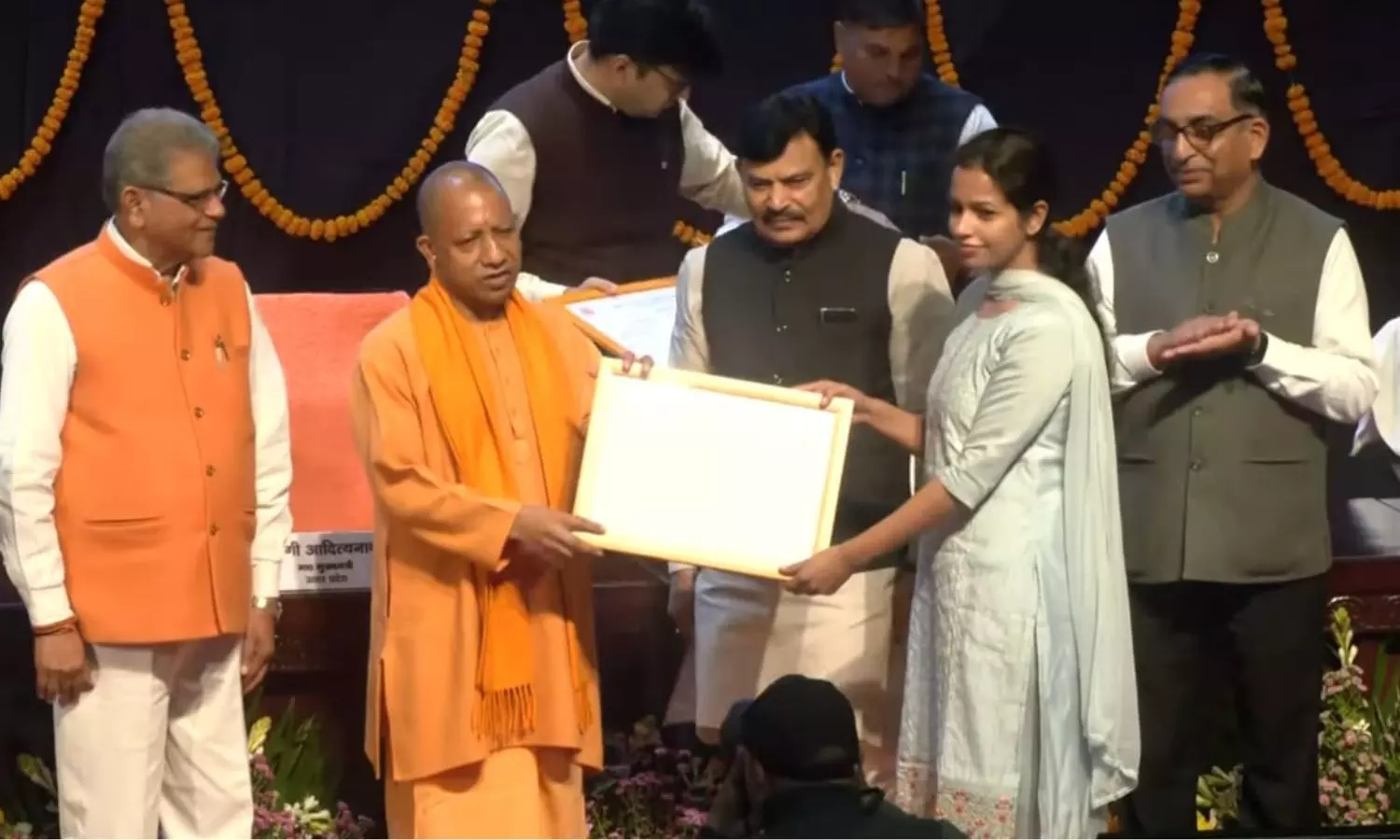 Up News: मुख्यमंत्री योगी का ऐलान, वन दरोगा नियुक्ति पत्र वितरण, सिपाही भर्ती में 20 प्रतिशत महिलाकर्मियों की होगी भर्ती