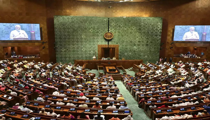 Lok Sabha: अब सांसदों की सीटों पर लगेगी नेमप्लेट