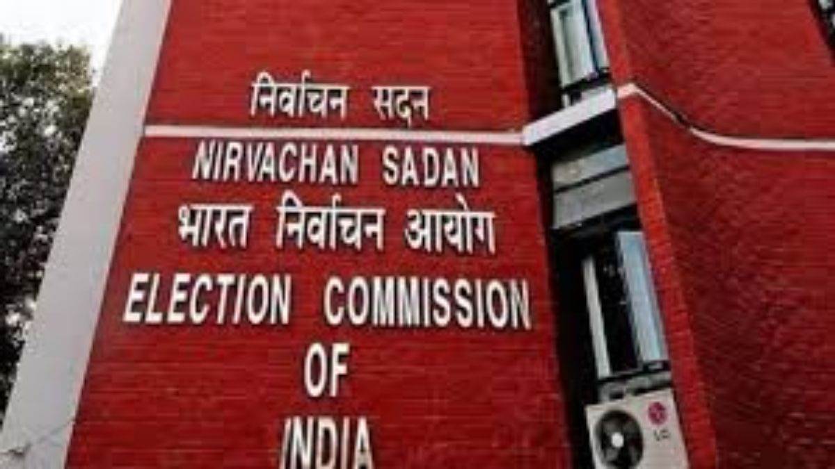 Delhi News: ‘यमुना के पानी में जहर’, केजरीवाल के जवाब से संतुष्ट नहीं ECI, मांगे सबूत