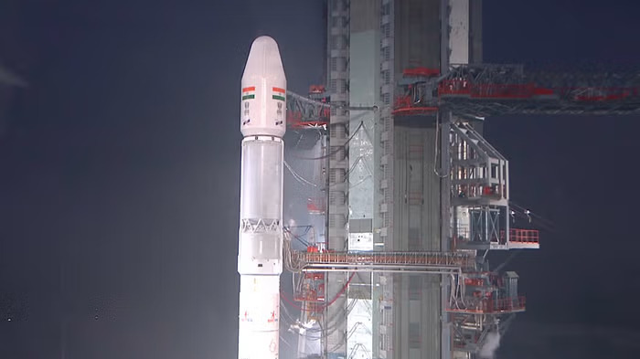 ISRO का ऐतिहासिक 100वां मिशन सफल: श्रीहरिकोटा से लॉन्च हुआ GSLV-F15, अगले 5 वर्षों में 100 मिशन लॉन्च करने का लक्ष्य