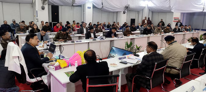 Chardham Yatra 2025: हरिद्वार में श्रद्धालुओं के लिए ट्रांजिट कैंप, मिलेगी हर सुविधा, जानें प्रशासन की पूरी तैयारी