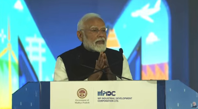 PM Modi in Bhopal: ग्लोबल इन्वेस्टर्स समिट में बोले पीएम मोदी – ‘यही सही समय है निवेश का’, निवेशकों को दिया ट्रिपल-T मंत्र