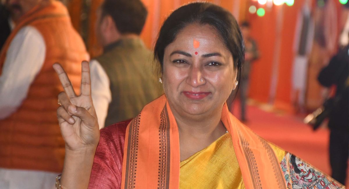 Delhi: होली से पहले दिल्ली की महिलाओं को हर महीने मिलेंगे 2500 रुपये, CM रेखा गुप्ता का बड़ा ऐलान