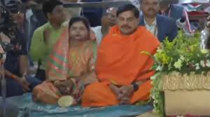 MP News: महाशिवरात्रि पर महाकाल के दरबार में मुख्यमंत्री डॉ मोहन यादव ने की पूजा-अर्चना, देश की सुख-समृद्धि की करी कामना