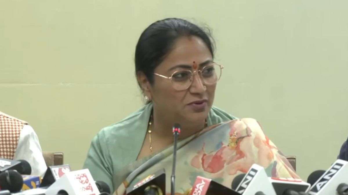 Delhi Budget 2025: जनता की राय से बनेगा दिल्ली का बजट, CM रेखा गुप्ता ने जारी किया WhatsApp नंबर