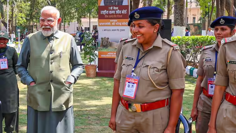International Women’s Day 2025: पीएम मोदी की सुरक्षा में पहली बार तैनात रहेंगी सिर्फ महिला पुलिसकर्मी