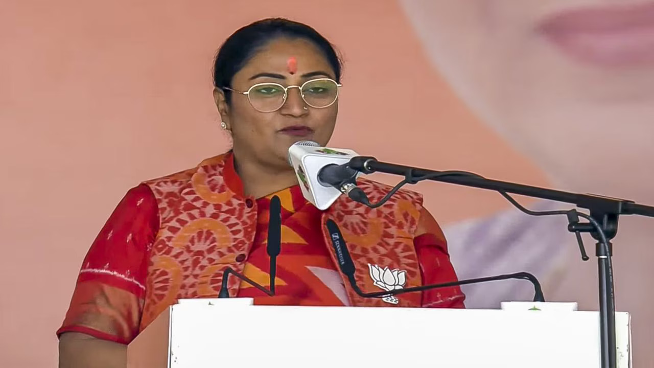 EWS Admission 2025: CM रेखा गुप्ता करेंगी ड्रॉ ऑफ लॉट्स का शुभारंभ, 38 हजार सीटों के लिए ढाई लाख आवेदन