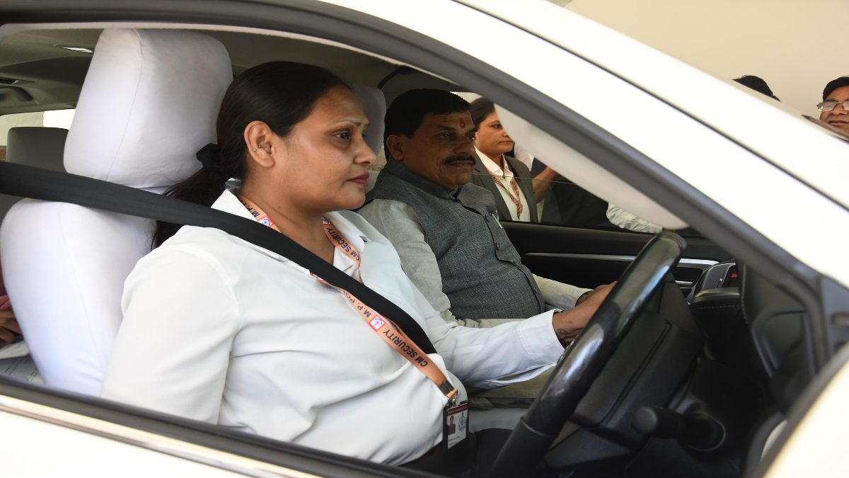 International Women’s Day: CM मोहन की सुरक्षा की कमान महिलाओं ने संभाली, महिला लोको पायलट्स ने चलाई ट्रेन
