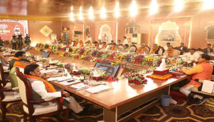 Mp News: पचमढ़ी की 450 हेक्टेयर जमीन नजूल घोषित होने की तैयारी, मोहन कैबिनेट आज ले सकती है बड़ा फैसला