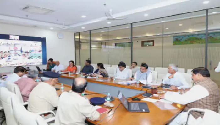 Mp News: भारत-पाक तनाव के बीच सीएम ने कलेक्टर-एसपी को किया अलर्ट, मॉक ड्रिल और सायरन लगाने के निर्देश