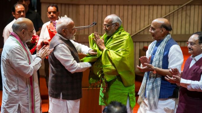 NDA Parliamentary Party Meeting : NDA सांसदों की बैठक में PM मोदी का कांग्रेस पर बड़ा हमला