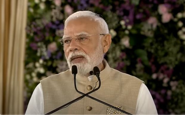 PM Modi ने गुजरात से शुरू किया बैटरी इकोसिस्टम का नया अध्याय, भारत से 100 देशों को होंगे EV निर्यात