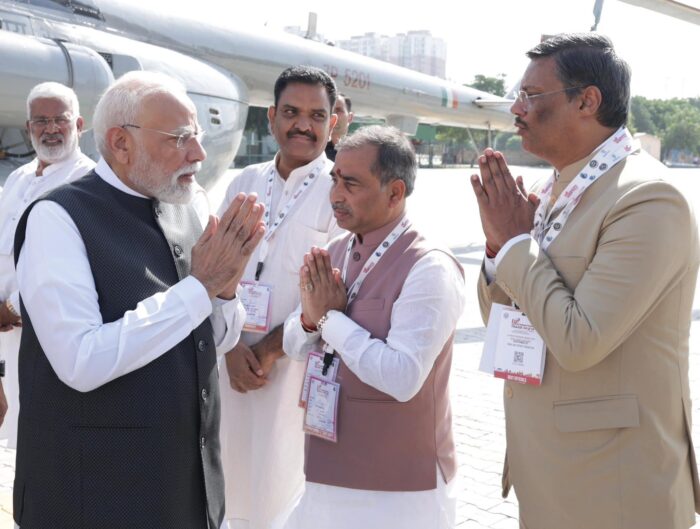 UPITS2025 : पीएम मोदी ने किया यूपी इंटरनेशनल ट्रेड शो का उद्घाटन, निवेश और उद्योग को नई दिशा