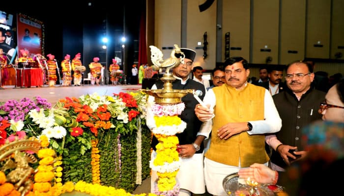 MP News: CM डॉ. मोहन यादव ने रविन्द्र भवन में 29वें राज्य स्तरीय युवा उत्सव का किया शुभारंभ