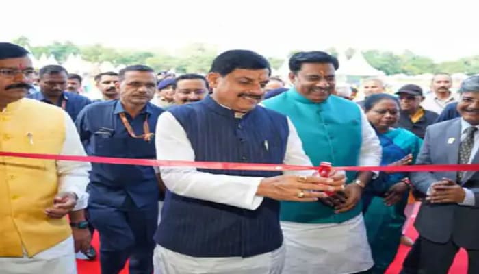 MP News: 'अभ्युदय मध्यप्रदेश' के अवसर पर भोपाल के लाल परेड ग्राउंड में शामिल हुए सीएम डॉ. मोहन यादव