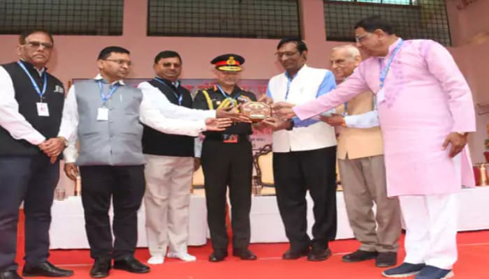 Operation Sindoor:सतना में बोले आर्मी चीफ उपेंद्र द्विवेदी, ऑपरेशन सिंदूर एक धर्म युद्ध... रहेगा जारी