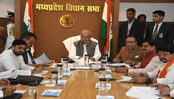 शीतकालीन सत्र का पहला दिन: CM डॉ. मोहन यादव कार्य-मंत्रणा समिति की बैठक में हुए शामिल