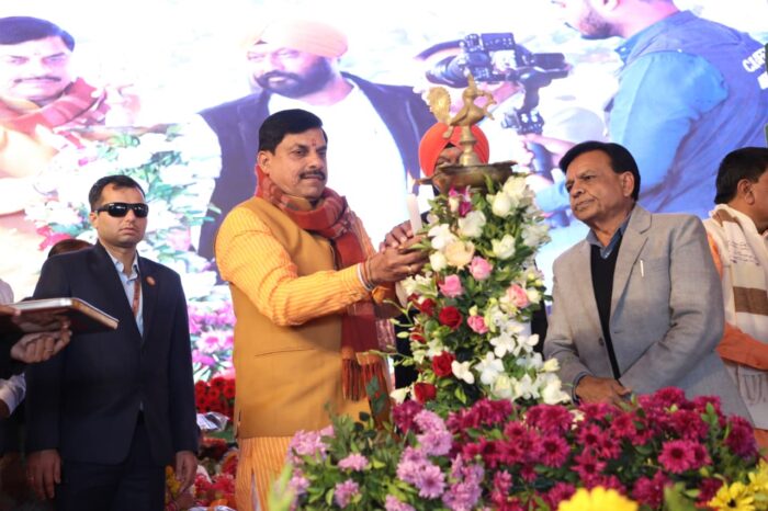 MP News: मंदसौर के मल्हारगढ़ से 1.17 लाख किसानों को 200 करोड़ की भावांतर राशि, सरकार ने दी बड़ी राहत