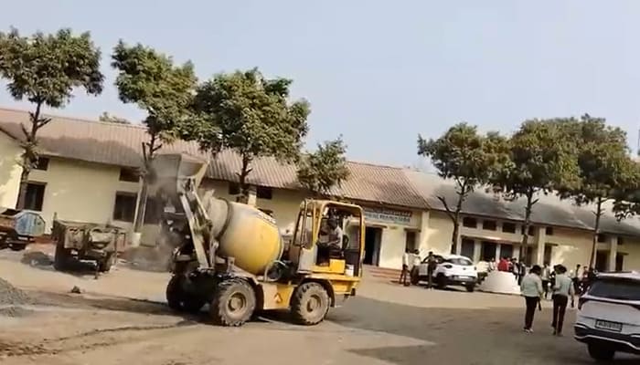 MP News: बच्चों का खेल मैदान बना ठेकेदारों का डंपिंग ज़ोन, एक्सीलेंस स्कूल चिचोली में लापरवाही उजागर