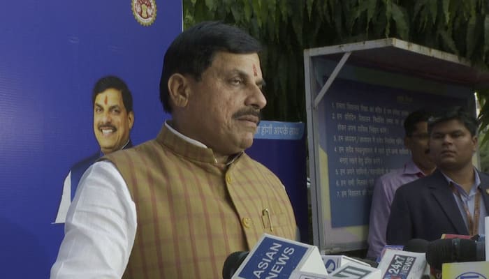 सुभाष स्कूल में बोर्ड परीक्षाओं को लेकर CM डॉ. मोहन की मीडिया से चर्चा