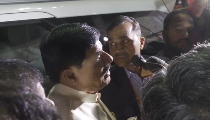 MP News: मुख्यमंत्री डॉ. मोहन यादव ने नवीन रेल सेवा को लेकर मीडिया से की चर्चा