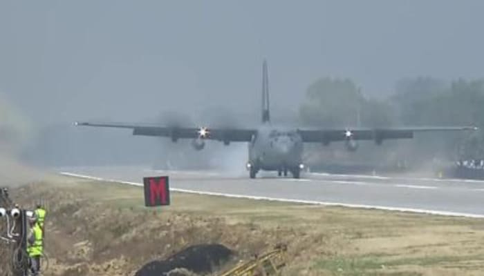 Assam में इमरजेंसी लैंडिंग फैसिलिटी शुरू, पीएम मोदी के विमान की ऐतिहासिक लैंडिंग