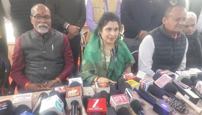 विदिशा में आम बजट पर प्रेस वार्ता, राज्य मंत्री कृष्णा गौर ने गिनाईं उपलब्धियां