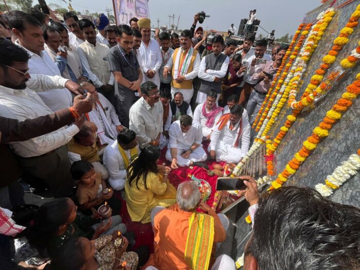 अवंतीबाई लोधी के बलिदान दिवस पर जीतू पटवारी ने दी श्रद्धांजलि, भाजपा सरकार की जनविरोधी नीतियों पर बोला हमला