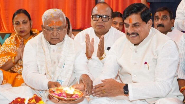 mp news: दीक्षा प्राप्‍त करने के पश्‍चात विद्यार्थी समाज और देश के विकास में सहयोग दें और जिम्‍मेदार नागरिक बने- राज्यपाल