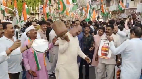 LPG गैस की किल्लत व बढ़ती महंगाई के विरोध में कांग्रेस का प्रदर्शन, कहा- इस संकट के लिए मोदी सरकार जिम्मेदार