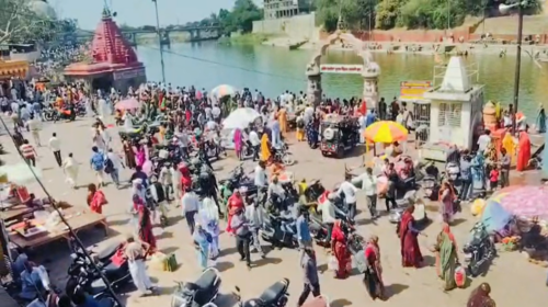 भूतड़ी अमावस्या पर रामघाट में उमड़े श्रद्धालु, सुरक्षा और चिकित्सा टीम मुस्तैद