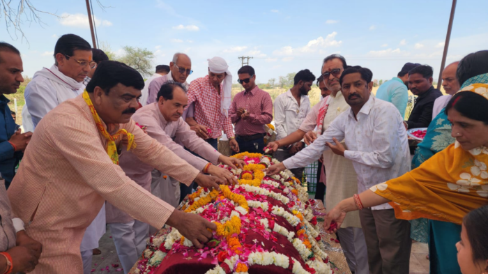 सीहोर के रेहटी में सिपाही बाबा का उर्स, गंगा-जमुनी तहजीब की दिखी खूबसूरत मिसाल